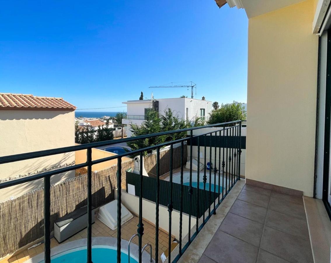 Moradia T3 Aguia Marina, Com Piscina E Bbq Villa Albufeira Luaran gambar