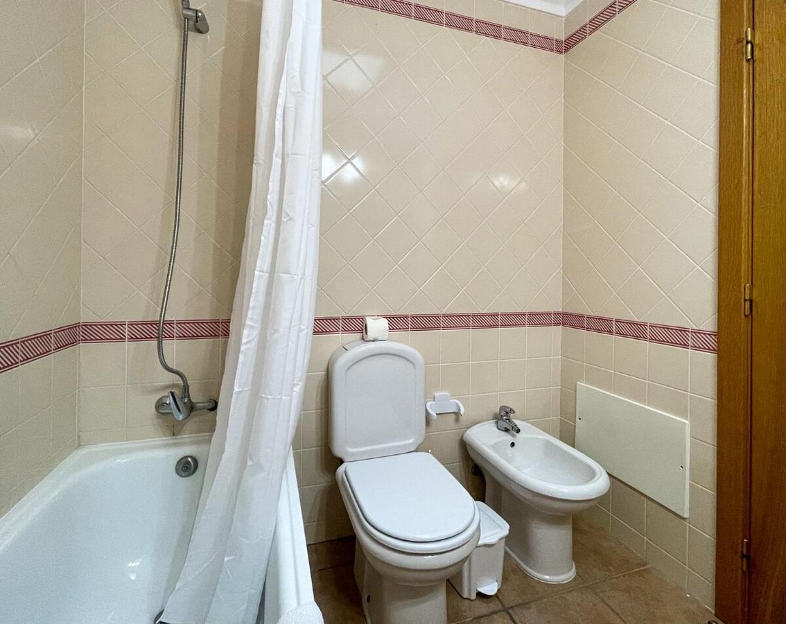 Moradia T3 Aguia Marina, Com Piscina E Bbq Villa Albufeira Luaran gambar